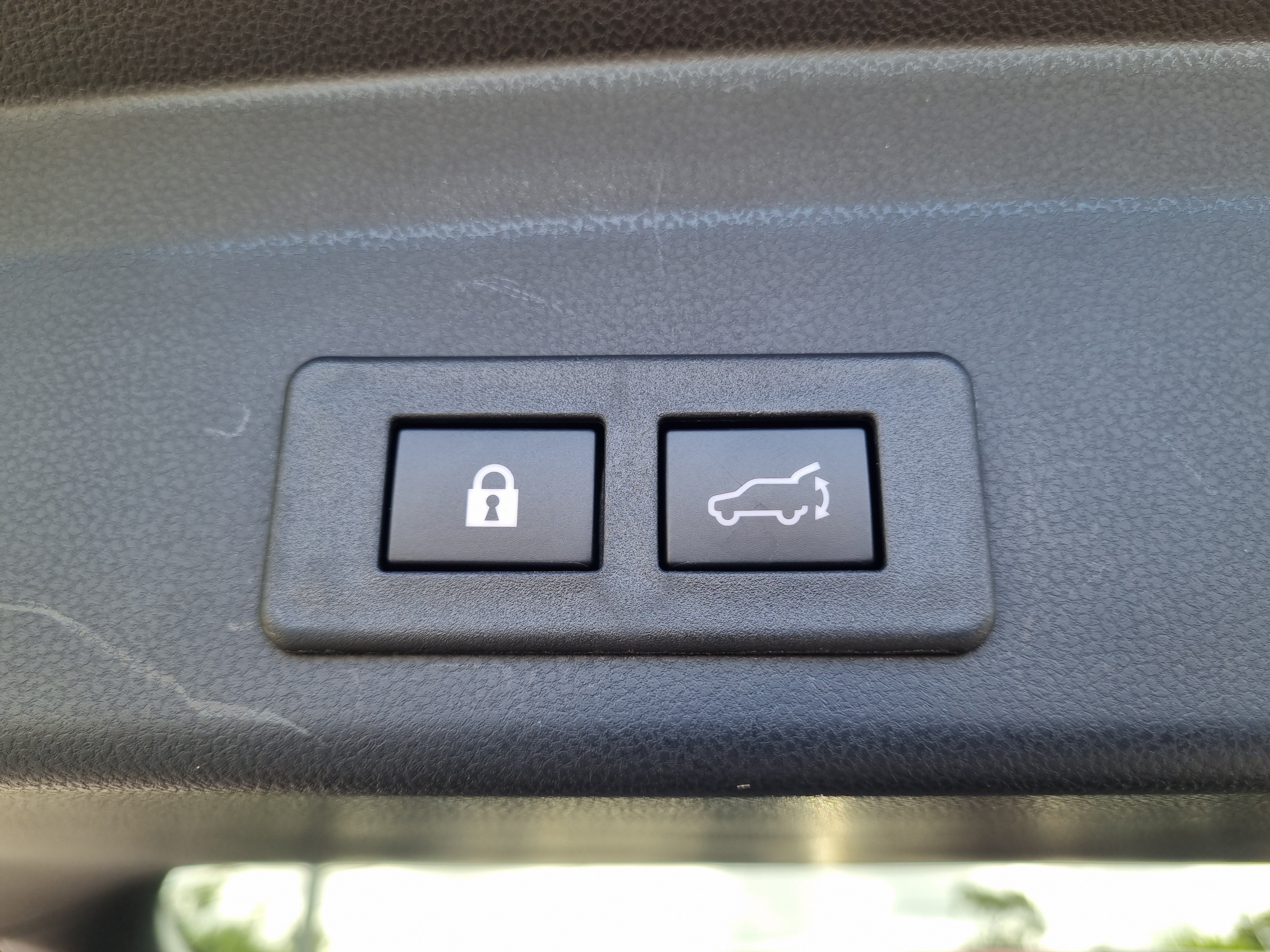 Used 2024 Subaru Ascent Touring w/ Popular Package #2 AWD/4WD image 10
