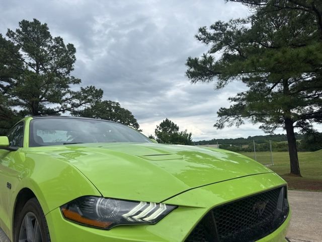 Used 2020 Ford Mustang GT Premium w/ Carbon Sport Interior Package RWD image 24