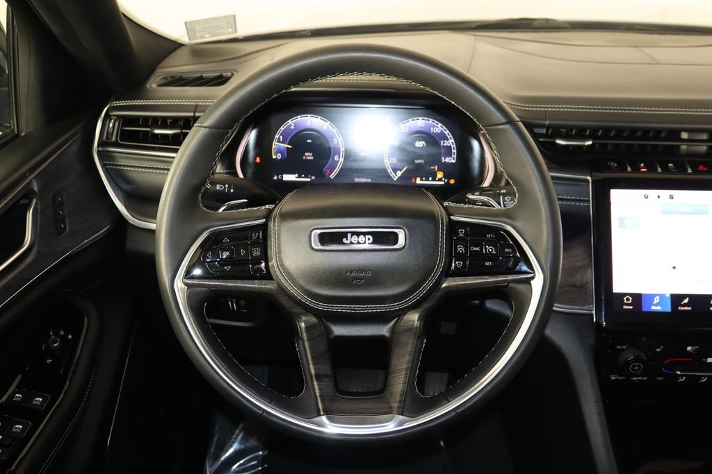 Used 2023 Jeep Grand Cherokee L Overland AWD/4WD image 10