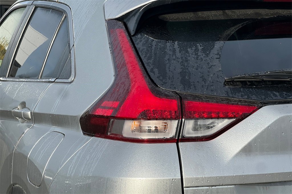 Used 2025 Mitsubishi Eclipse Cross Black Edition image 33