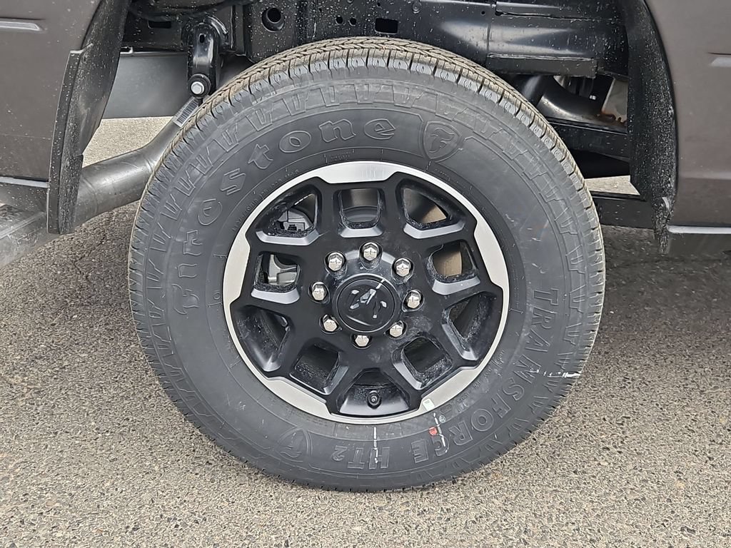 New 2026 RAM 2500 Laramie AWD/4WD image 9