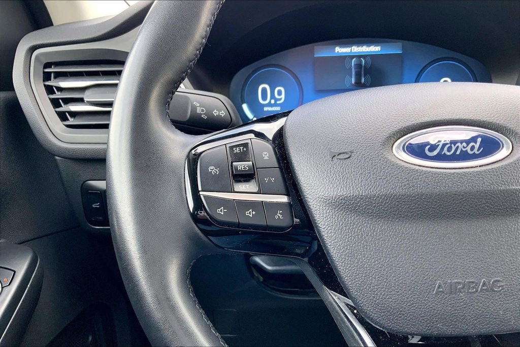 Used 2023 Ford Escape Platinum image 12