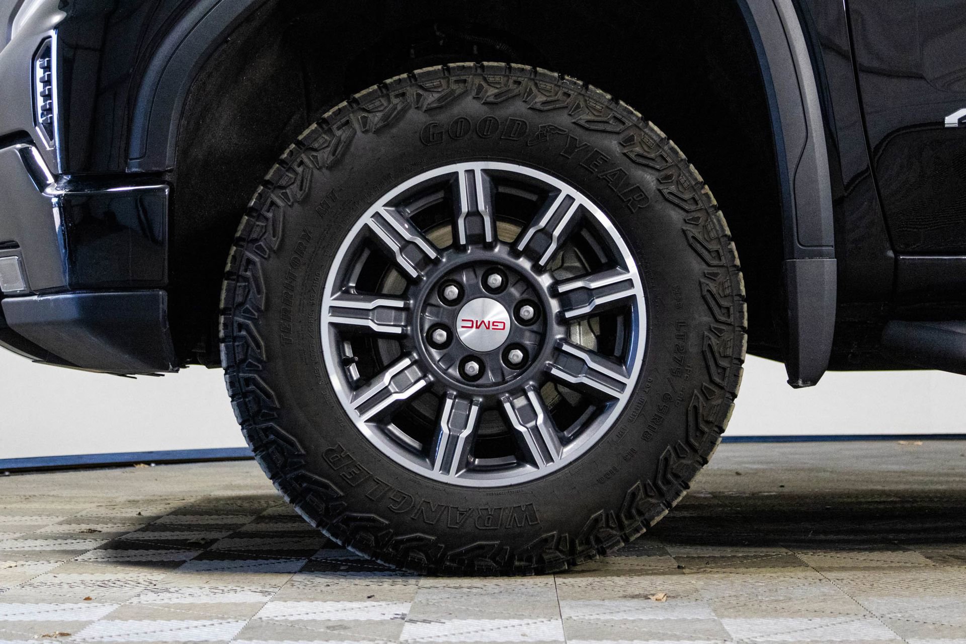 Certified 2024 GMC Sierra 1500 AT4 w/ Technology Package image 42