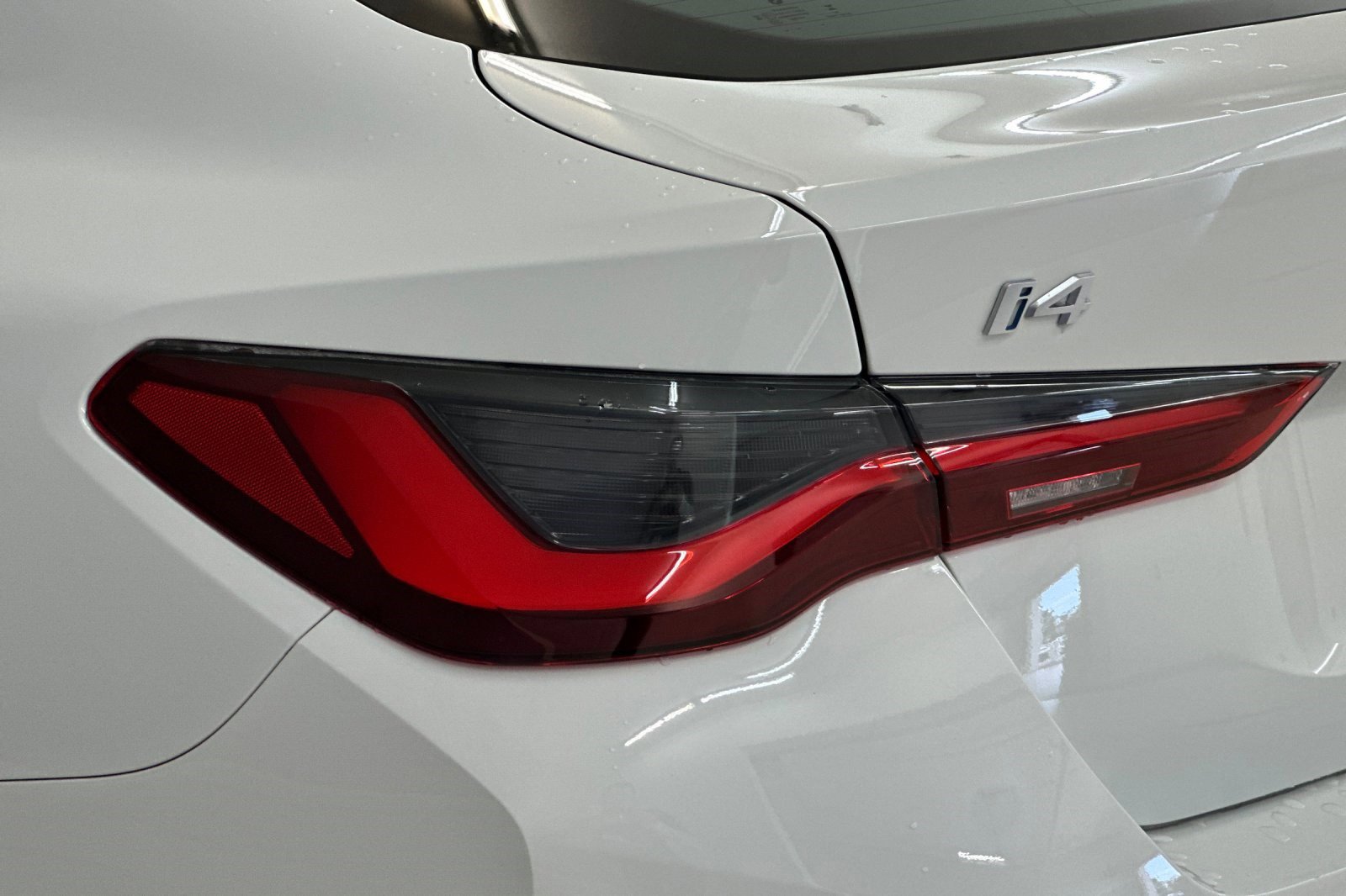 Certified 2023 BMW i4 eDrive35 w/ Premium Package image 12