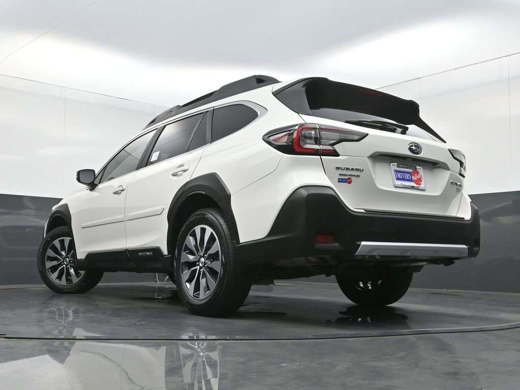 Used 2023 Subaru Outback Limited XT AWD/4WD image 29