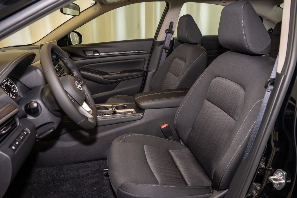 New 2025 Nissan Altima 2.5 SV w/ SV Premium Package image 15