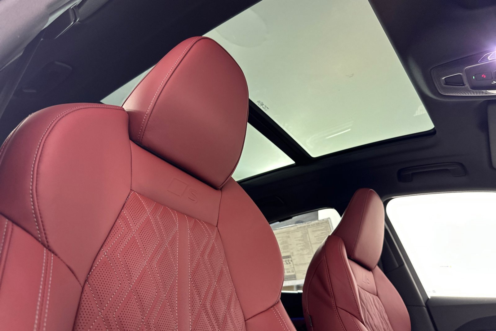 New 2025 Audi SQ5 Premium Plus image 16