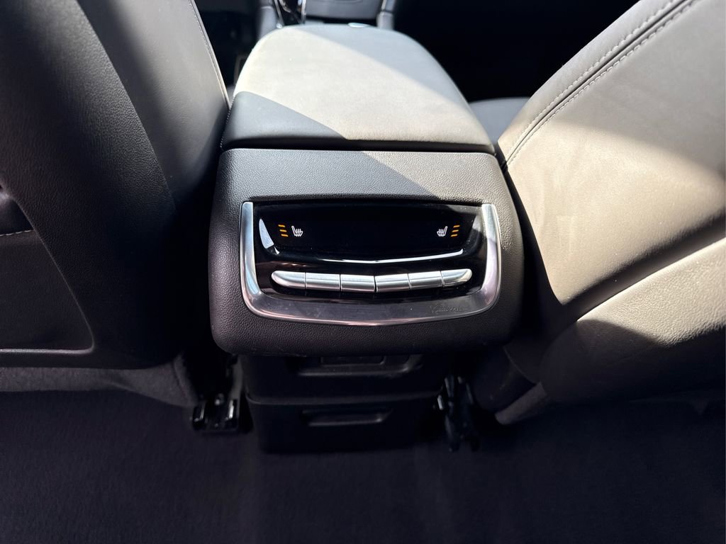 Used 2023 Cadillac XT6 Sport w/ Platinum Package image 37