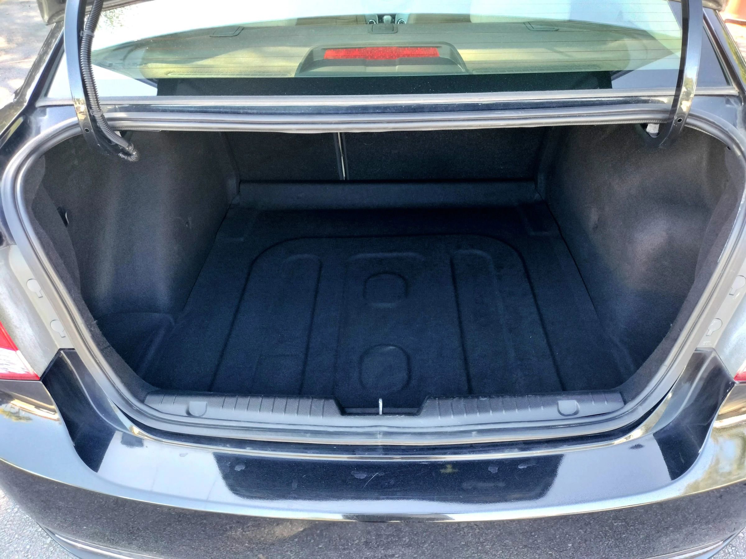 Used 2013 Chevrolet Cruze LT w/ RS Package image 7