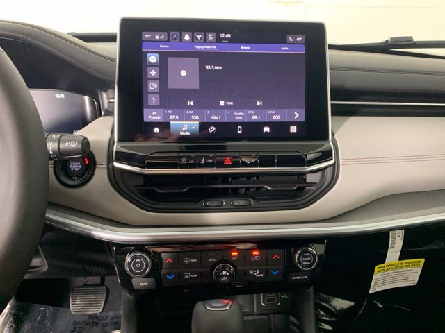 New 2027 Jeep Compass Limited AWD/4WD image 13