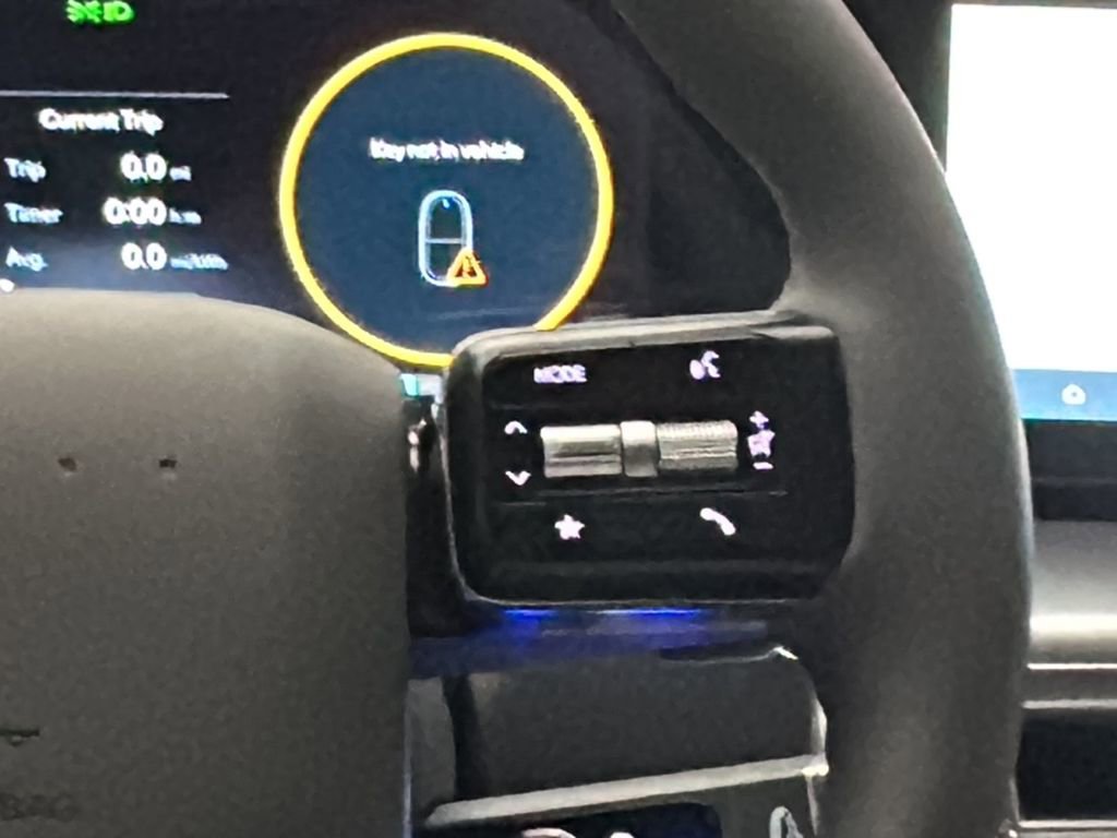 New 2026 Hyundai Ioniq 9 SE image 18