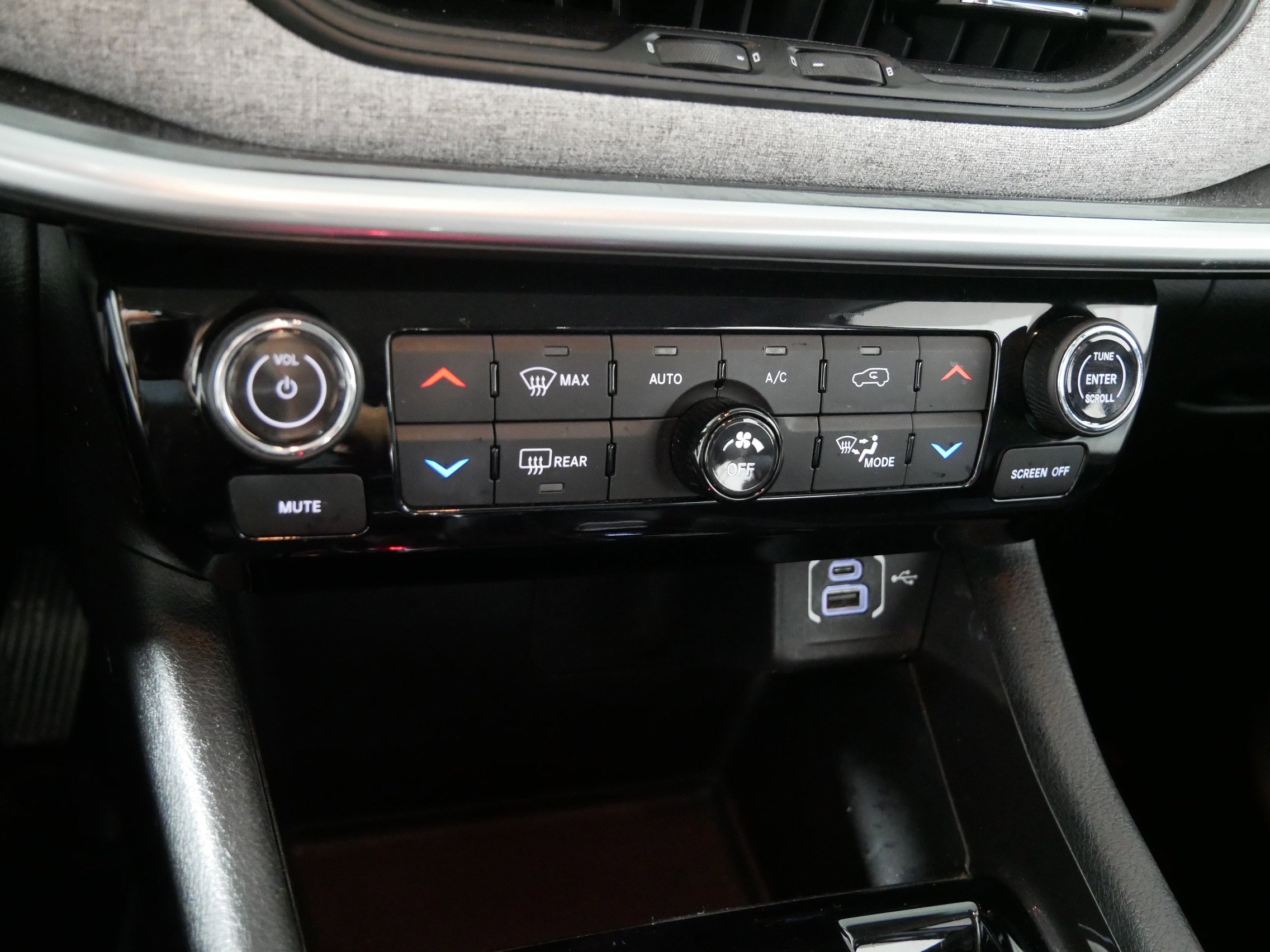 Used 2022 Jeep Compass Latitude w/ Convenience Group image 23