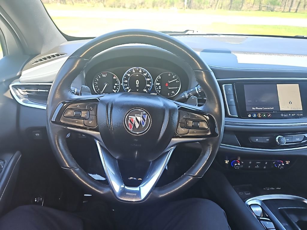 Used 2024 Buick Enclave Premium AWD/4WD image 16
