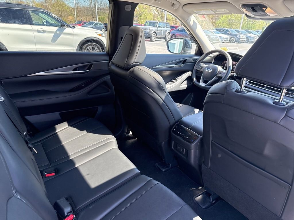Certified 2026 INFINITI QX60 Pure w/ Cargo Package AWD/4WD image 30
