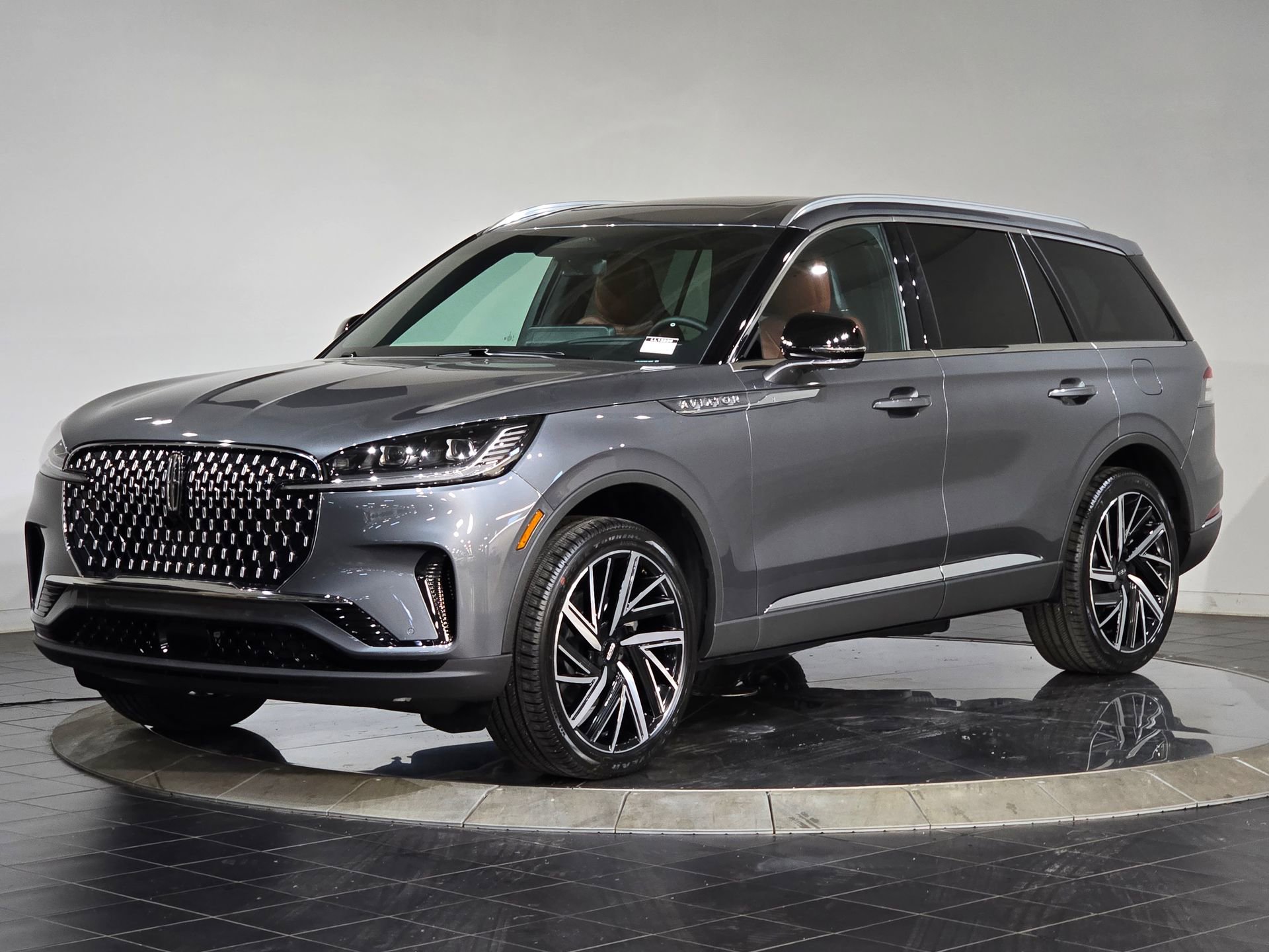 New 2025 Lincoln Aviator Reserve w/ Equipment Group 201A image 3