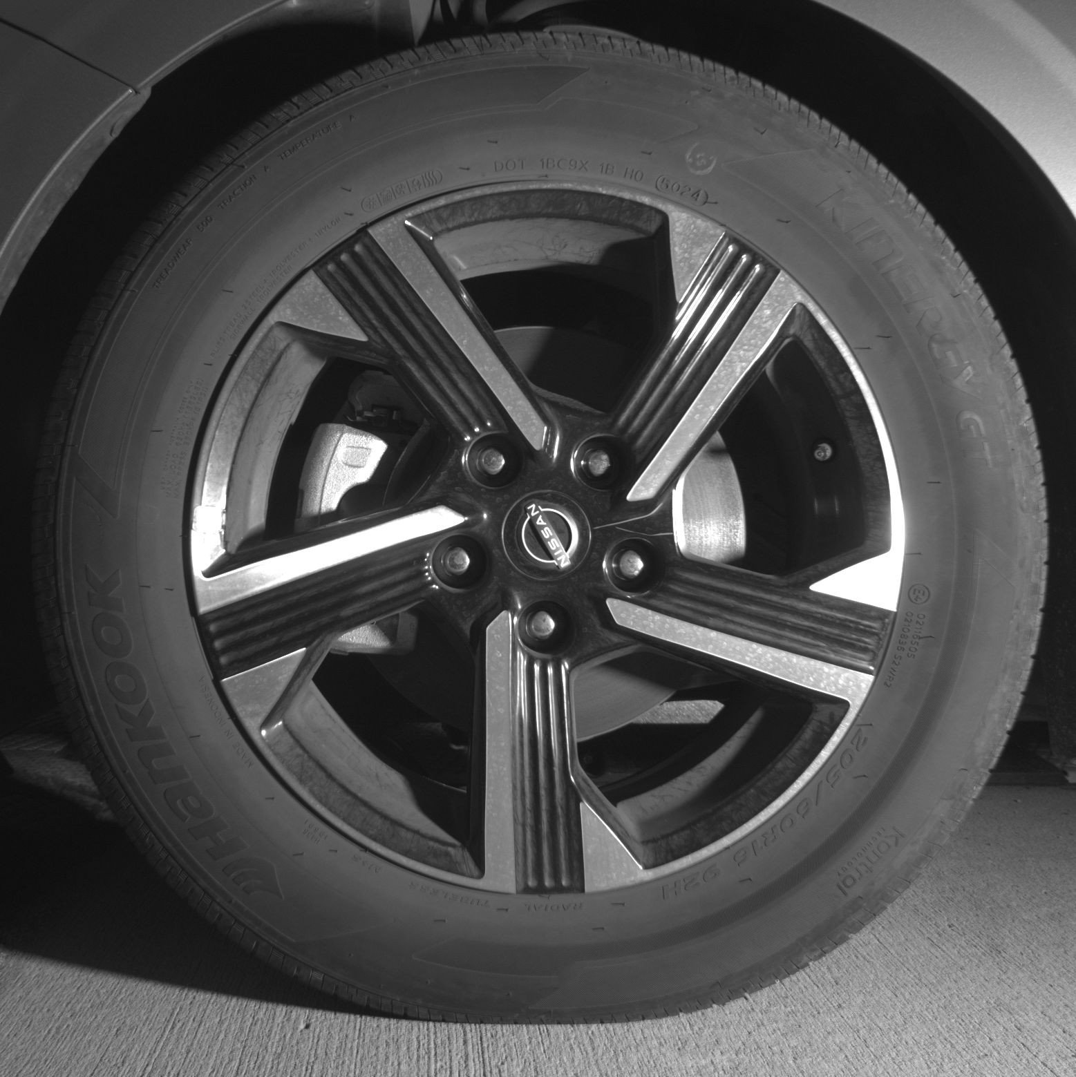 Used 2025 Nissan Sentra SV FWD image 12