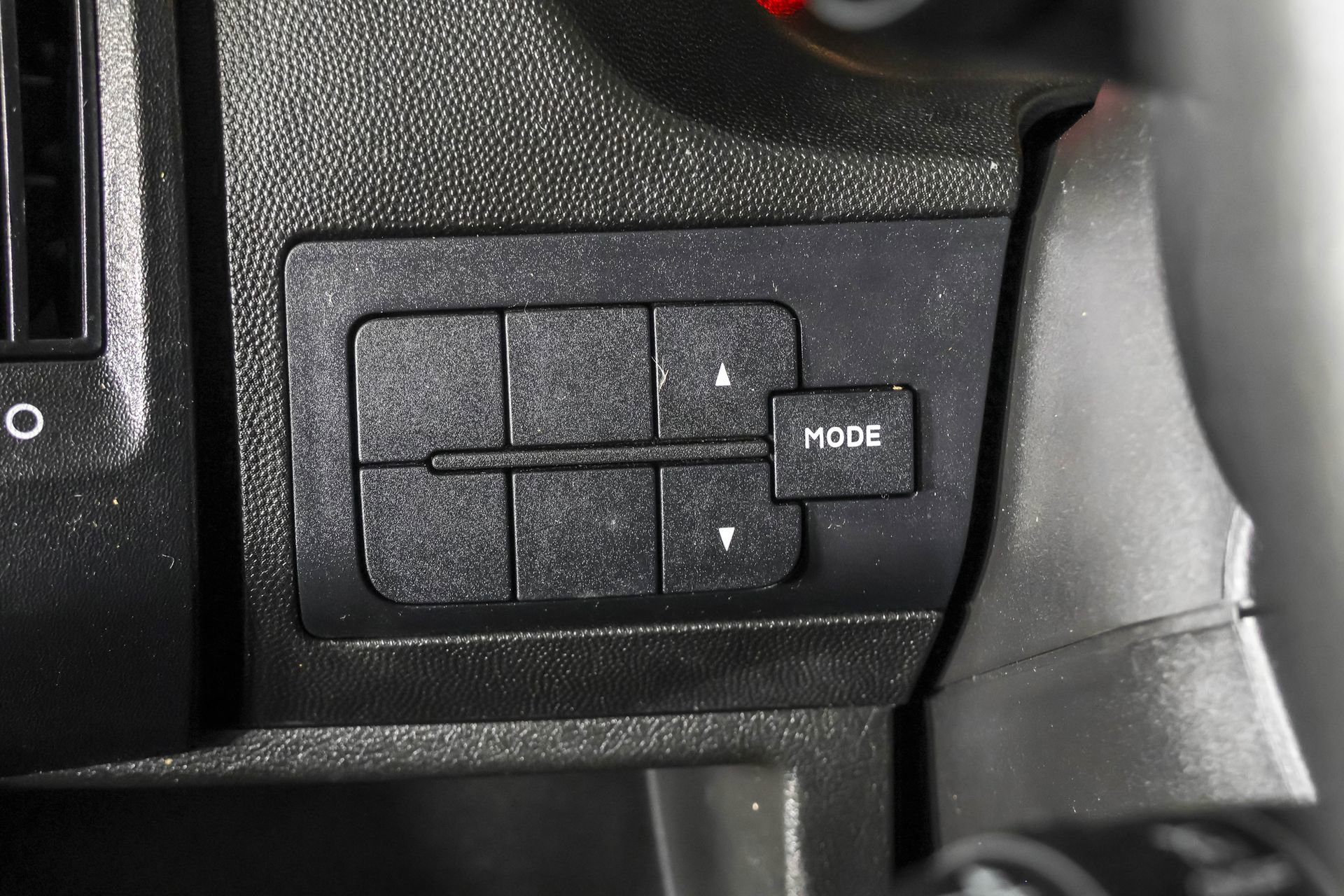 Used 2019 RAM ProMaster 1500 w/ Interior Convenience Group image 25