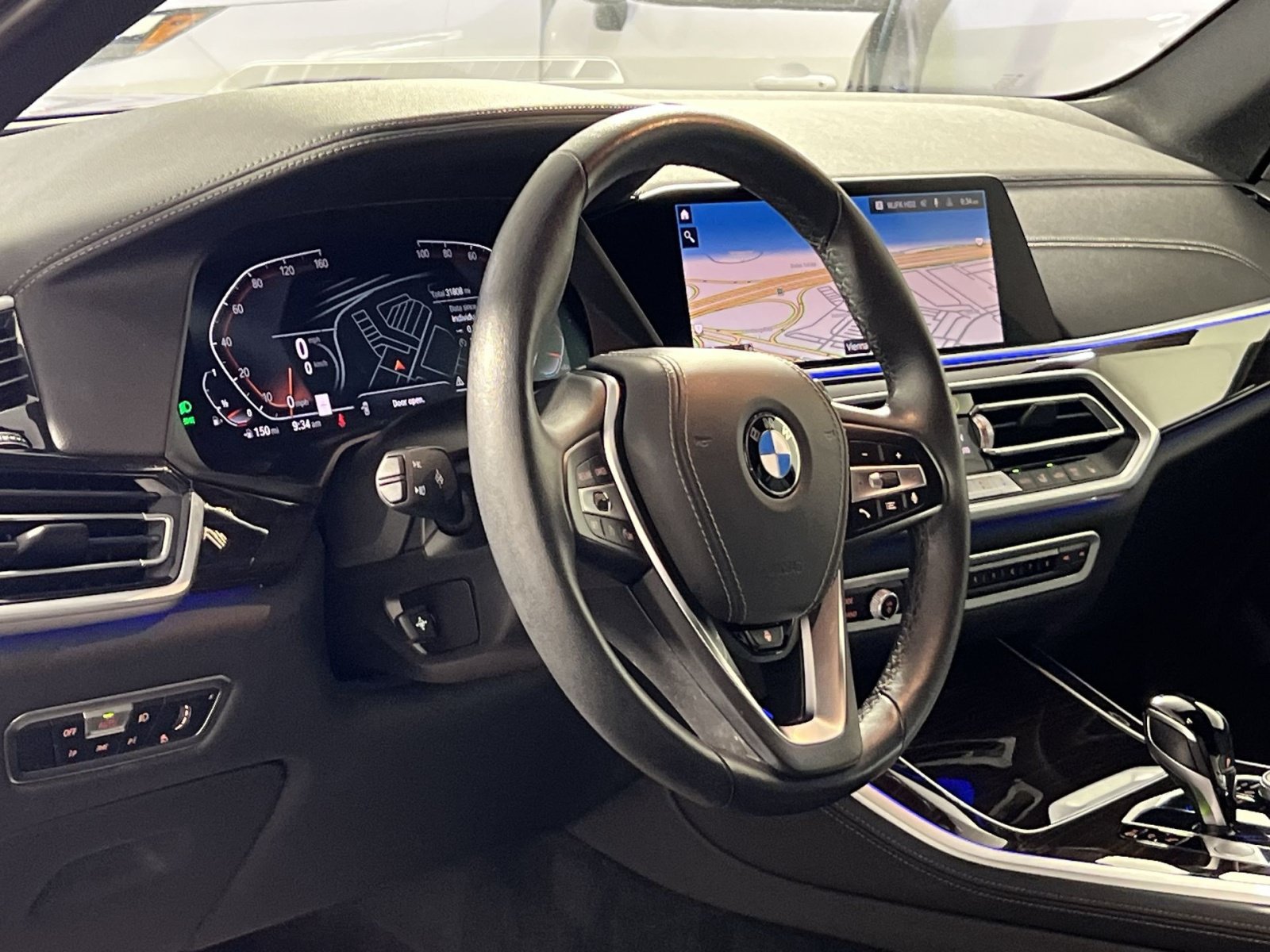 Used 2023 BMW X5 xDrive40i w/ Premium Package AWD/4WD image 17
