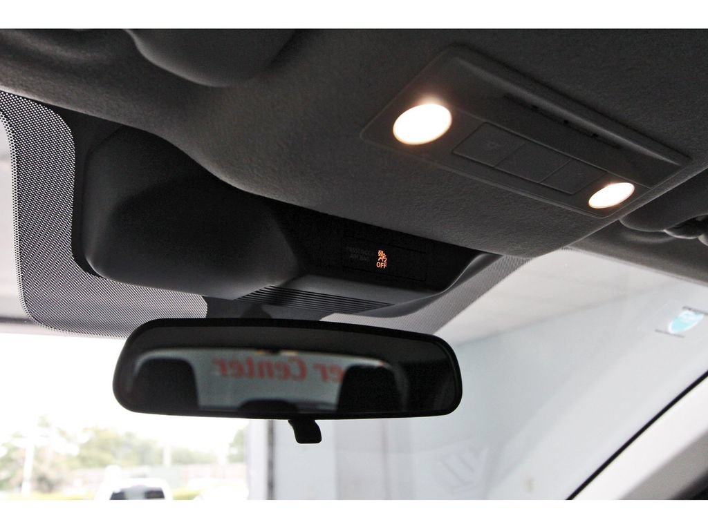 Used 2026 Nissan Kicks SV FWD image 23