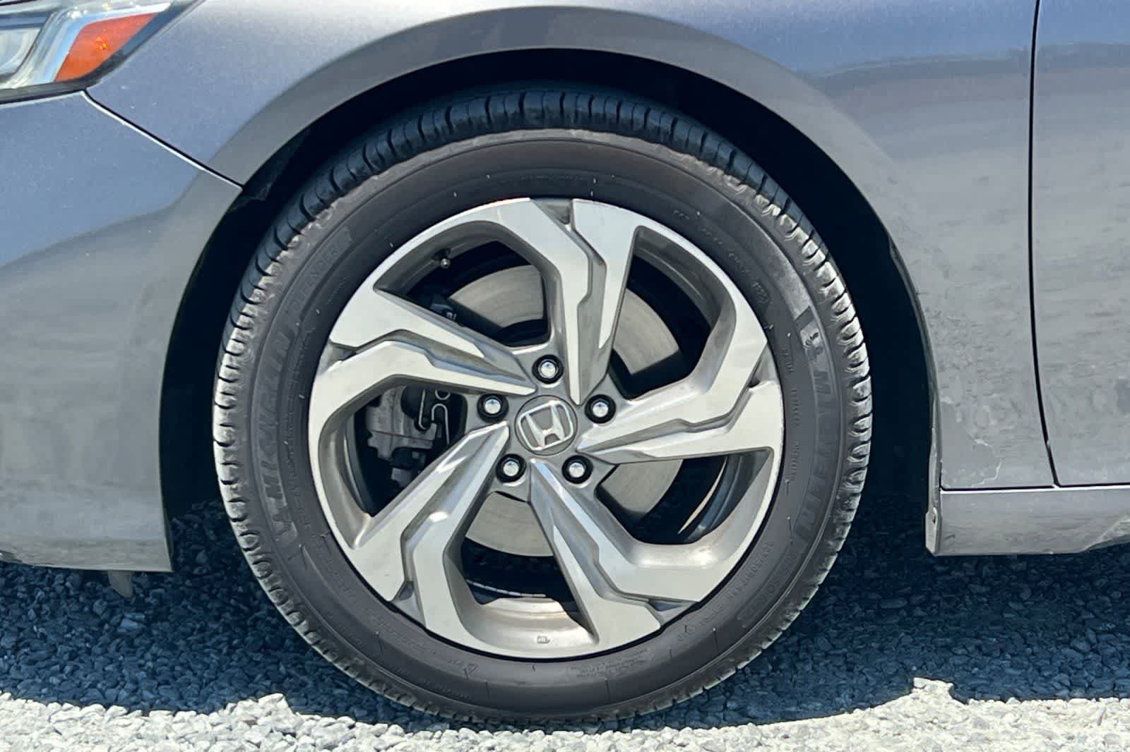 Used 2018 Honda Accord EX-L image 12