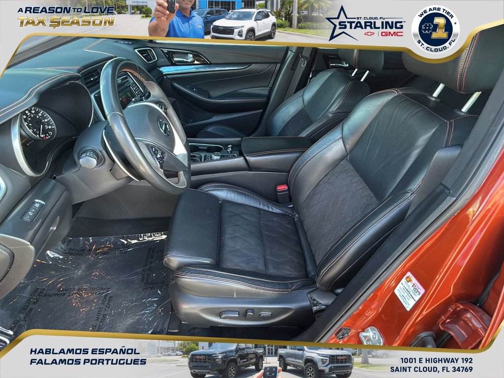 Used 2021 Nissan Maxima SR w/ Sport Mat Group image 11