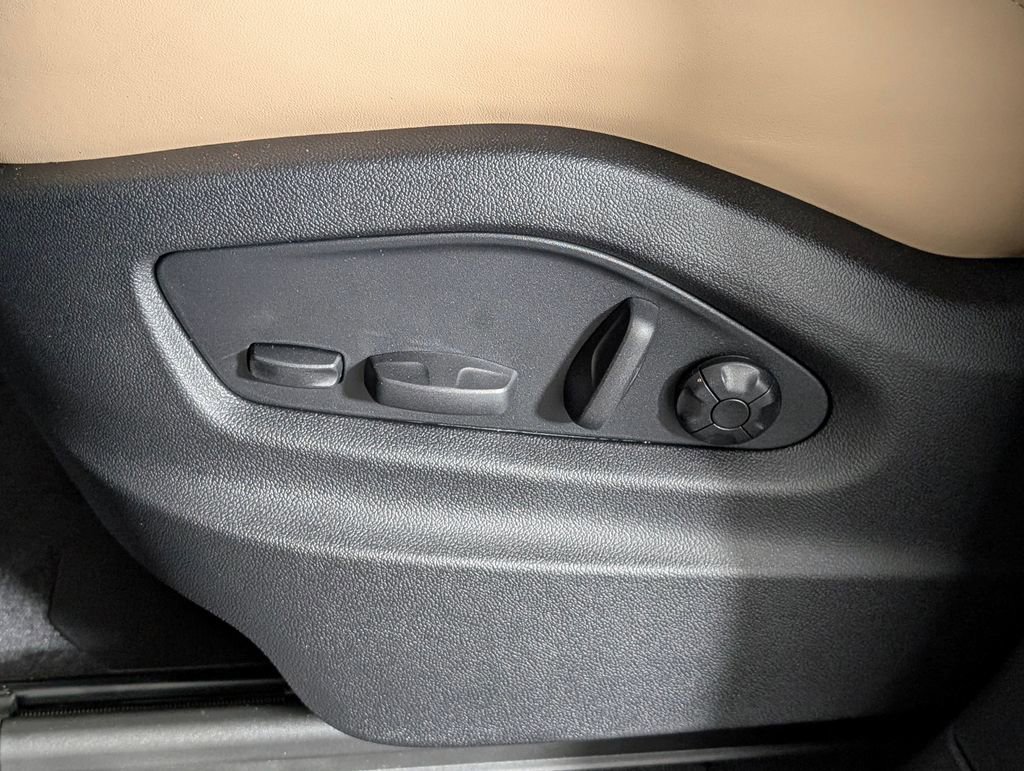 New 2026 Porsche Cayenne Coupe image 30