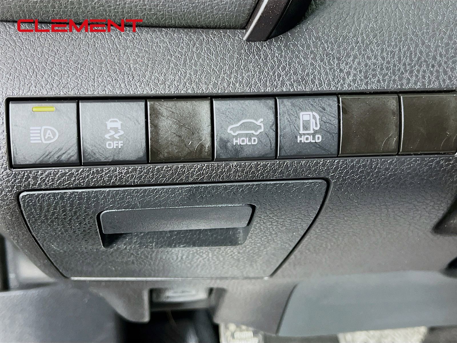 Used 2023 Toyota Camry SE FWD image 13