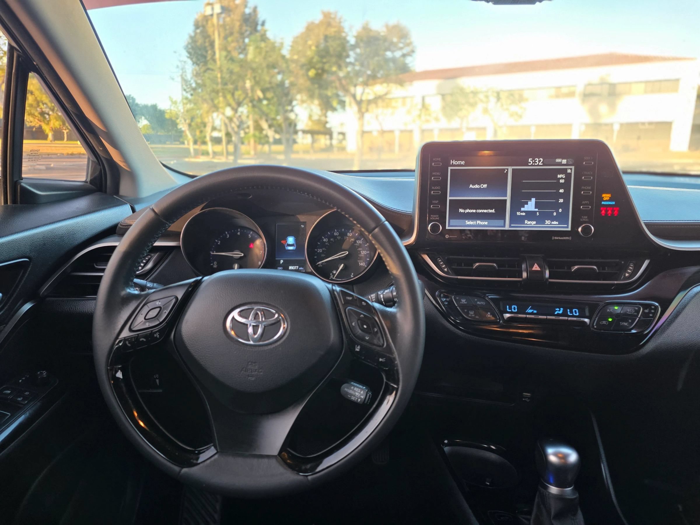 Used 2022 Toyota C-HR Limited FWD image 14