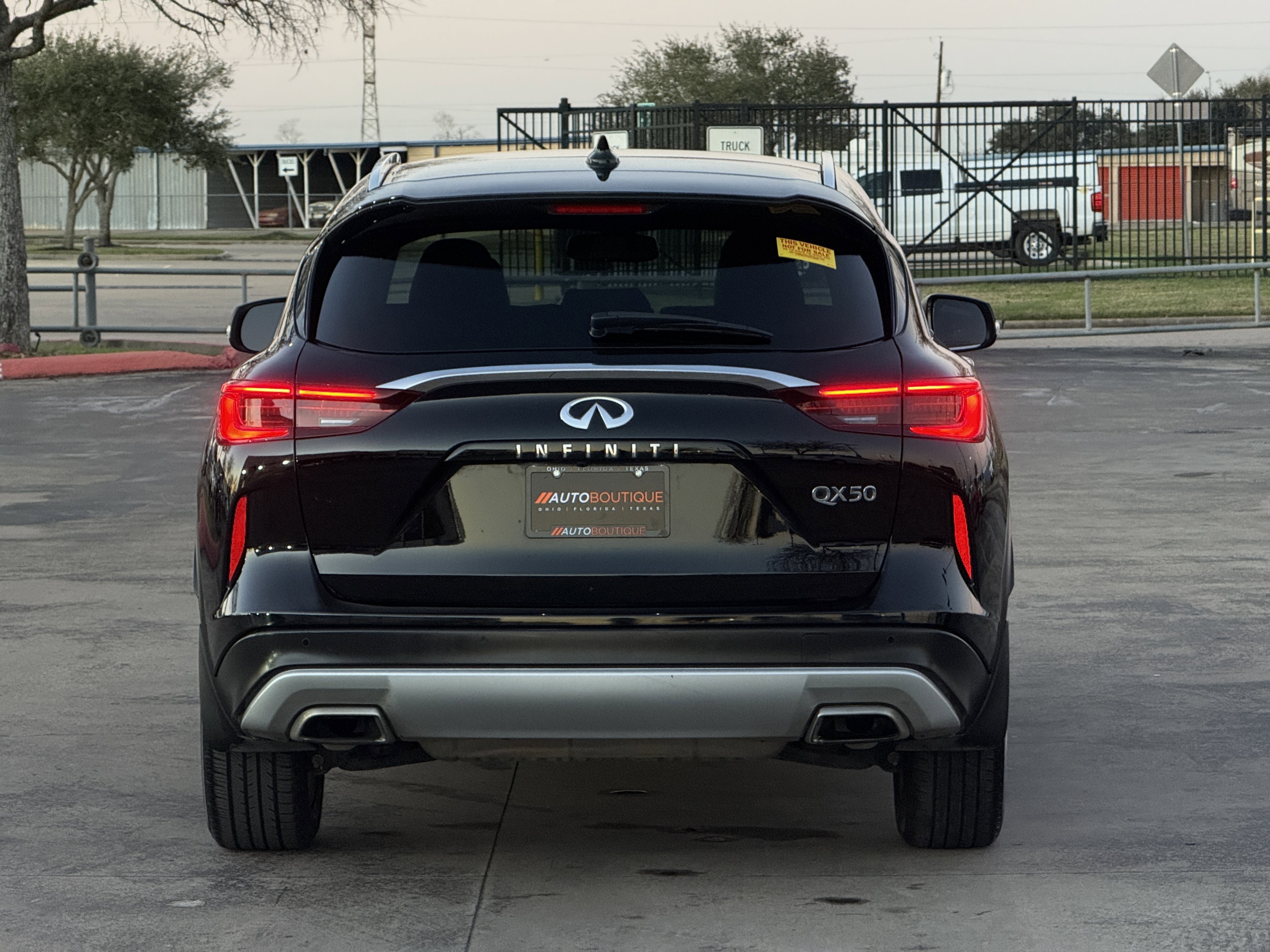 Used 2022 INFINITI QX50 Luxe FWD image 8