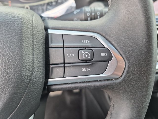 Used 2024 Jeep Compass Latitude AWD/4WD image 18