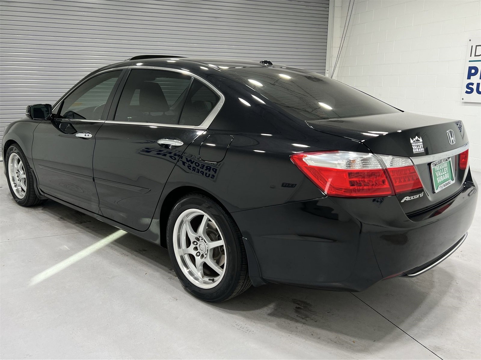 Used 2015 Honda Accord EX-L image 6