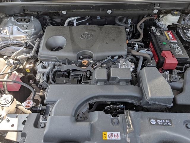 Used 2024 Toyota RAV4 LE image 32