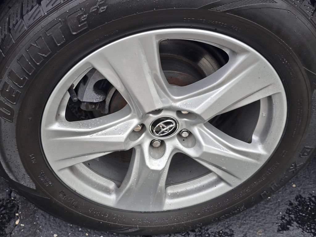 Used 2019 Toyota Highlander Limited Platinum AWD/4WD image 10