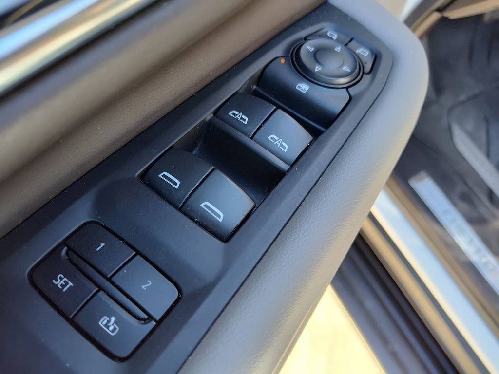 Used 2021 Chevrolet Tahoe LT image 17