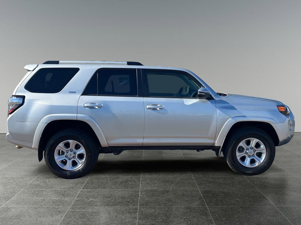 Used 2024 Toyota 4Runner SR5 Premium w/ Moonroof Package AWD/4WD image 9