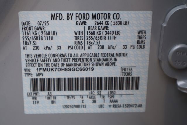 Used 2025 Ford Explorer Active RWD image 33