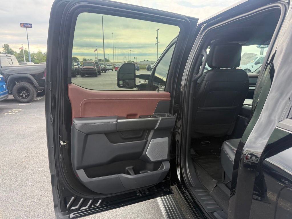 Used 2023 Ford F150 Lariat w/ Equipment Group 502A High AWD/4WD image 43