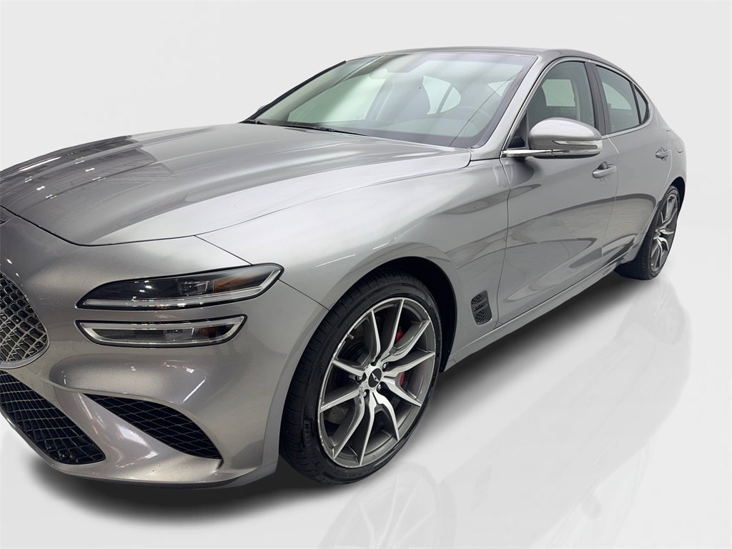 Used 2025 Genesis G70 2.5T image 11