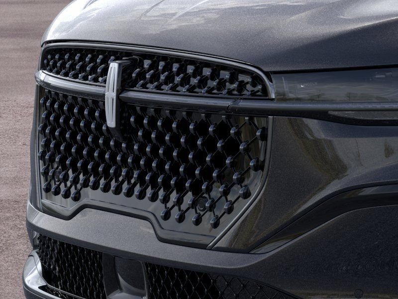 New 2026 Lincoln Nautilus Reserve w/ Jet Appearance Package AWD/4WD image 17