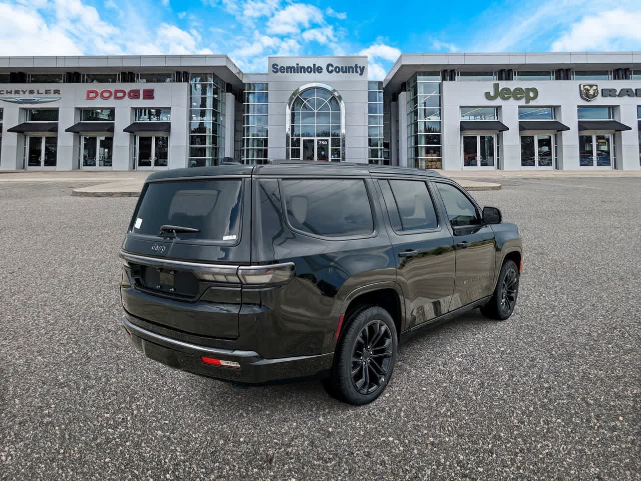 New 2026 Jeep Grand Wagoneer Summit AWD/4WD image 8