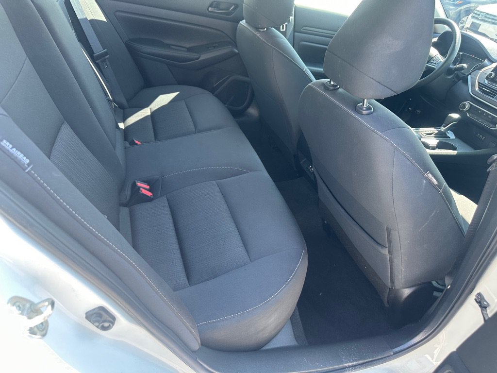 Used 2025 Nissan Altima 2.5 SV FWD image 21
