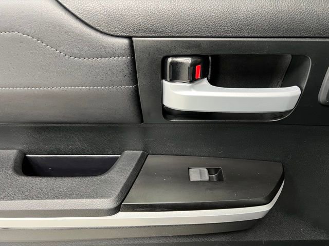 Used 2017 Toyota Tundra Limited w/ Limited Premium Package image 38