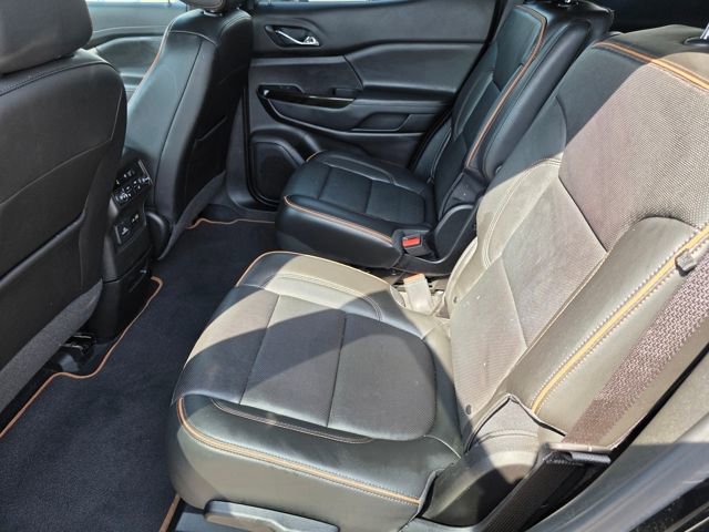 Used 2023 GMC Acadia AT4 w/ Technology Package image 16