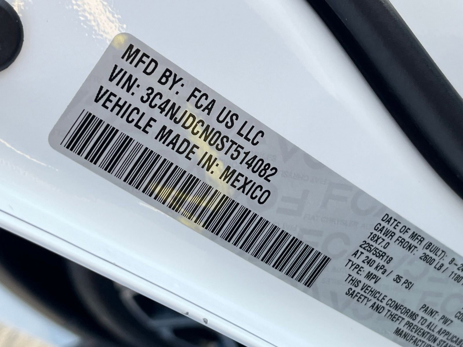 Used 2025 Jeep Compass Limited image 30