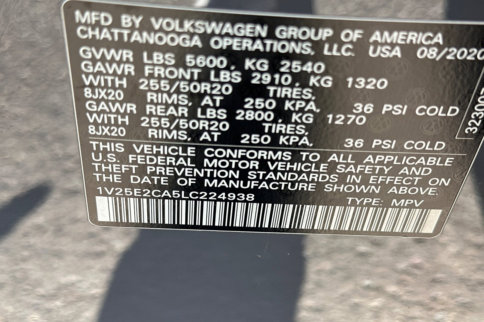 Used 2020 Volkswagen Atlas Cross Sport SE w/ Panoramic Sunroof Package image 31