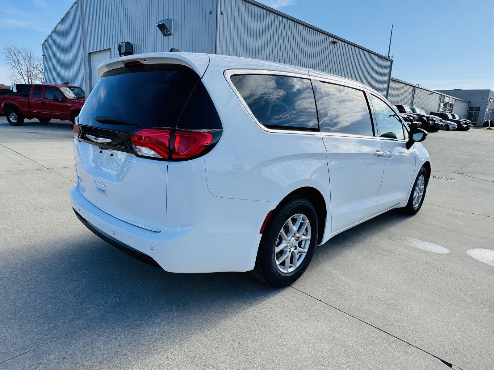 New 2026 Chrysler Voyager LX FWD image 42