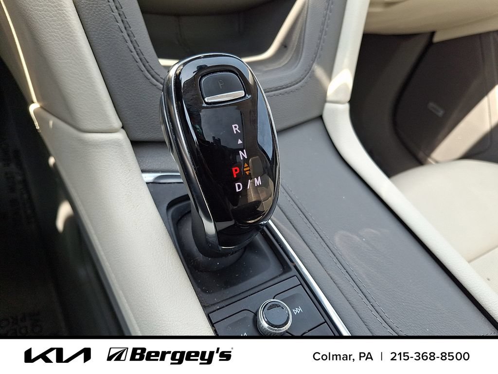 Used 2024 Cadillac XT6 Premium Luxury w/ Technology Package AWD/4WD image 18