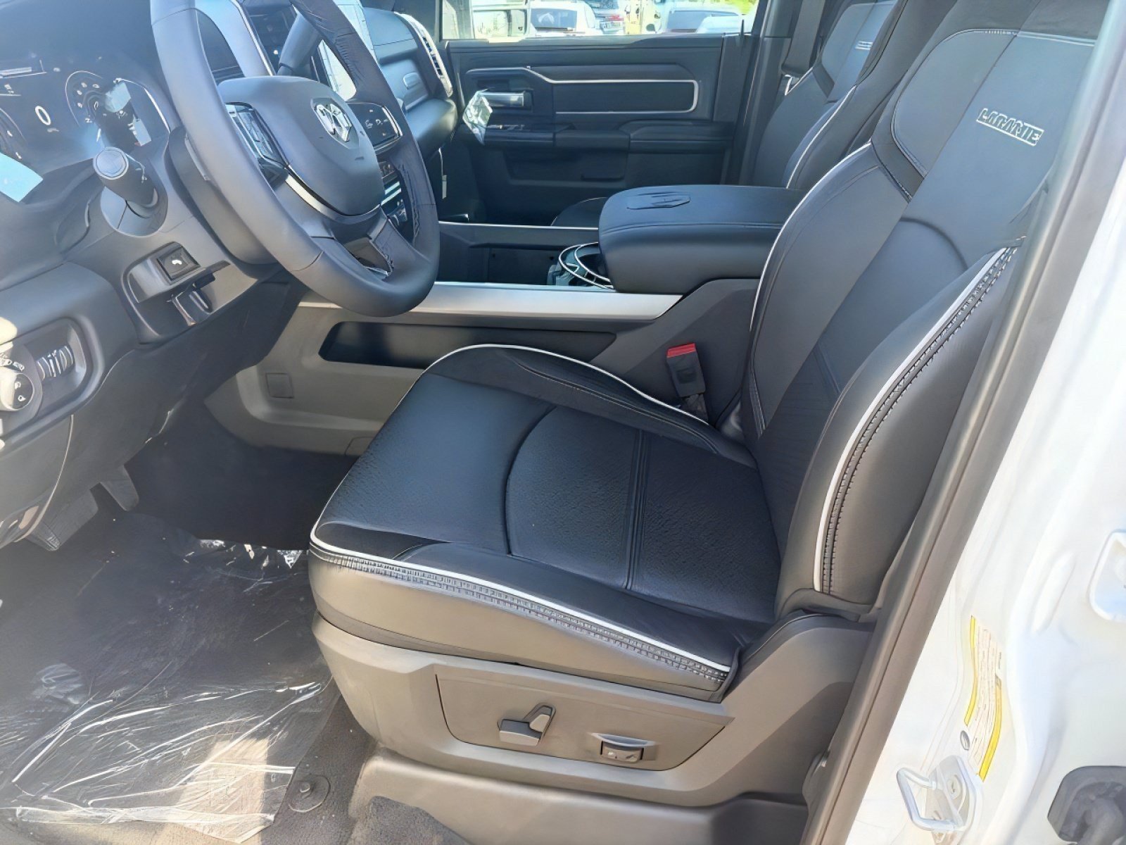 New 2026 RAM 2500 Laramie w/ Night Edition AWD/4WD image 14