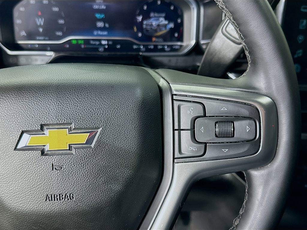 Used 2025 Chevrolet Silverado 2500 LT w/ Convenience Package image 23