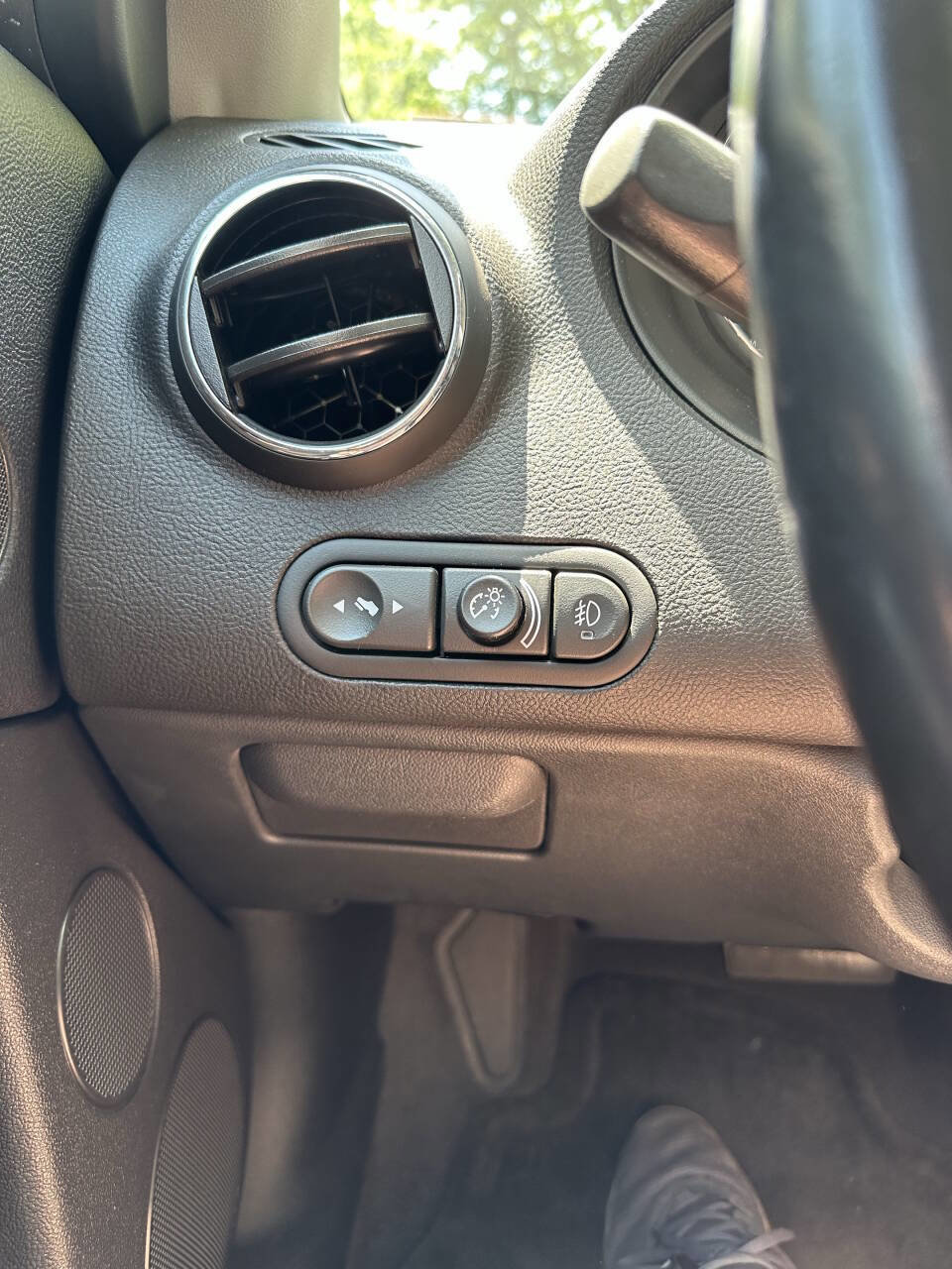 Used 2008 Pontiac G6 GXP w/ Sun And Sound Package image 23